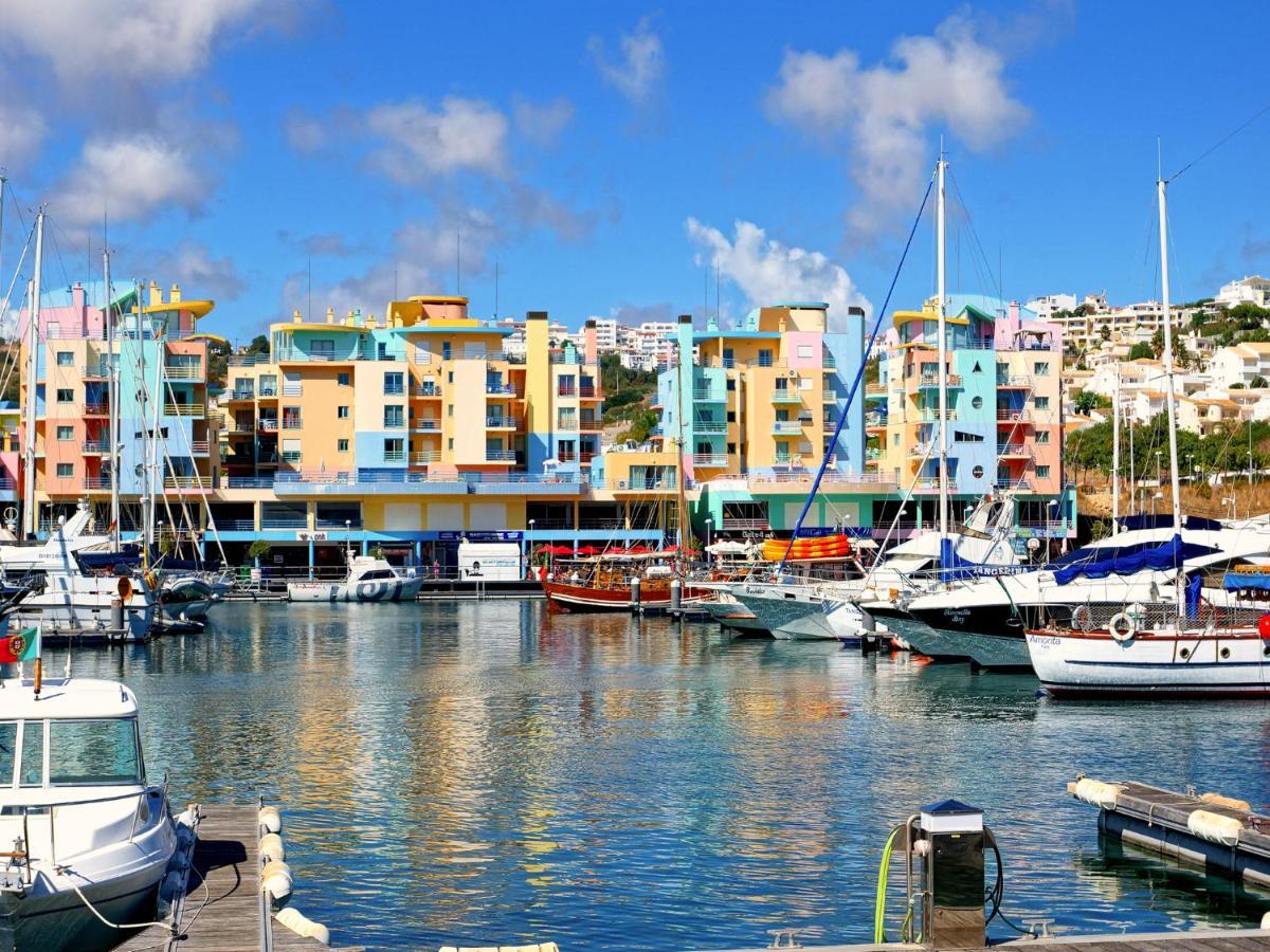 Marina Apartment *